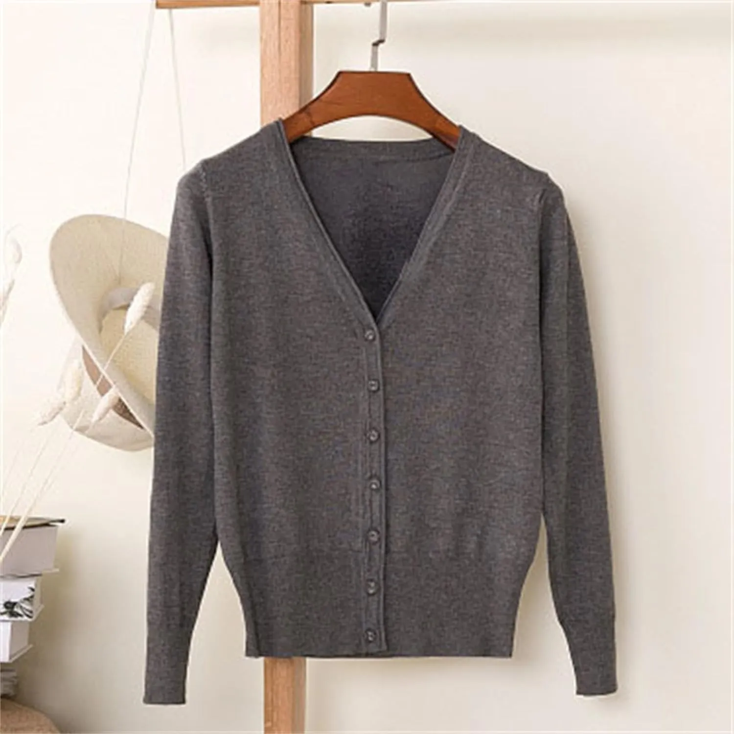 Lightweight Cardigan Sweaters Button Down Cable Knit V Neck Sweaters Comfy Soft Trendy Fall Clothing 2024