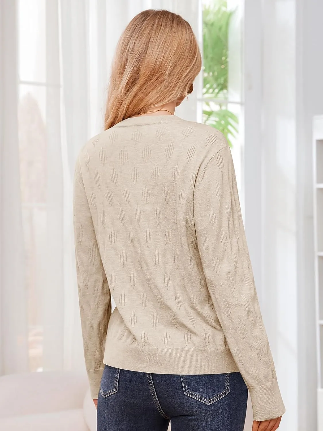 Sweaters for Women 2025 Spring Long Sleeve Lightweight Oversized Casual Classic V Neck Fashion Pullover Sweaters