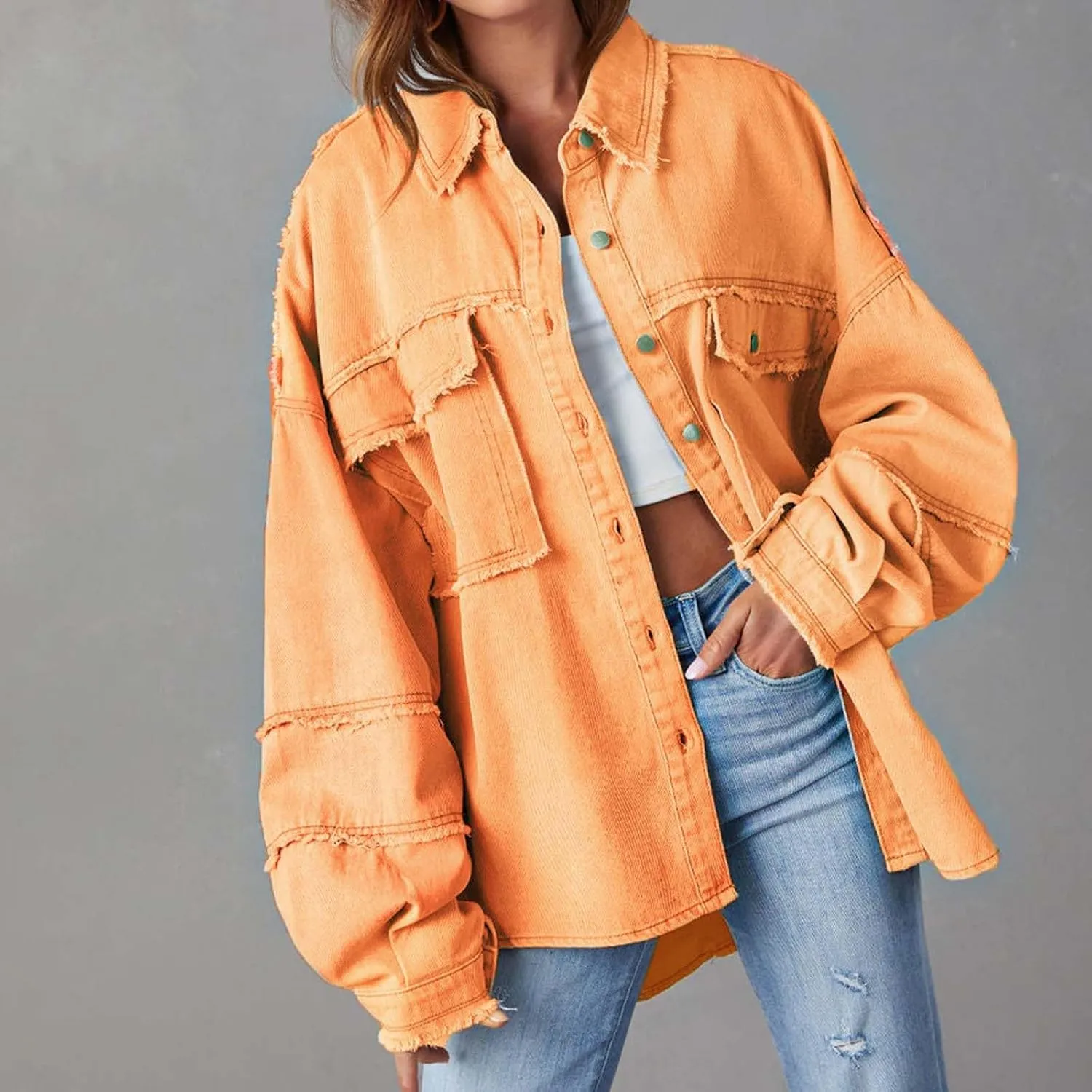 Womens Oversized Denim Shirt Jacket 2024 Casual Button Down Frayed Hem Ripped Jean Jacket Multi Pockets Denim Jacket