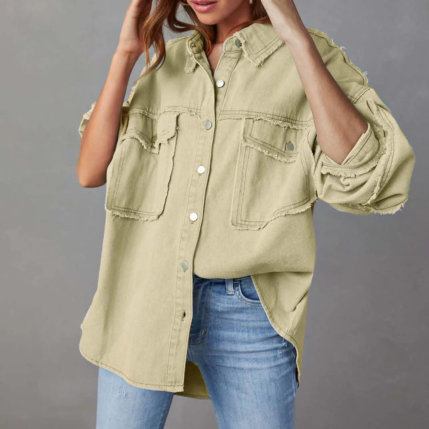 Womens Oversized Denim Shirt Jacket 2024 Casual Button Down Frayed Hem Ripped Jean Jacket Multi Pockets Denim Jacket