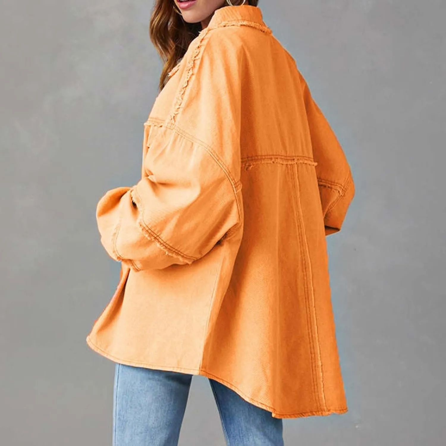 Womens Oversized Denim Shirt Jacket 2024 Casual Button Down Frayed Hem Ripped Jean Jacket Multi Pockets Denim Jacket