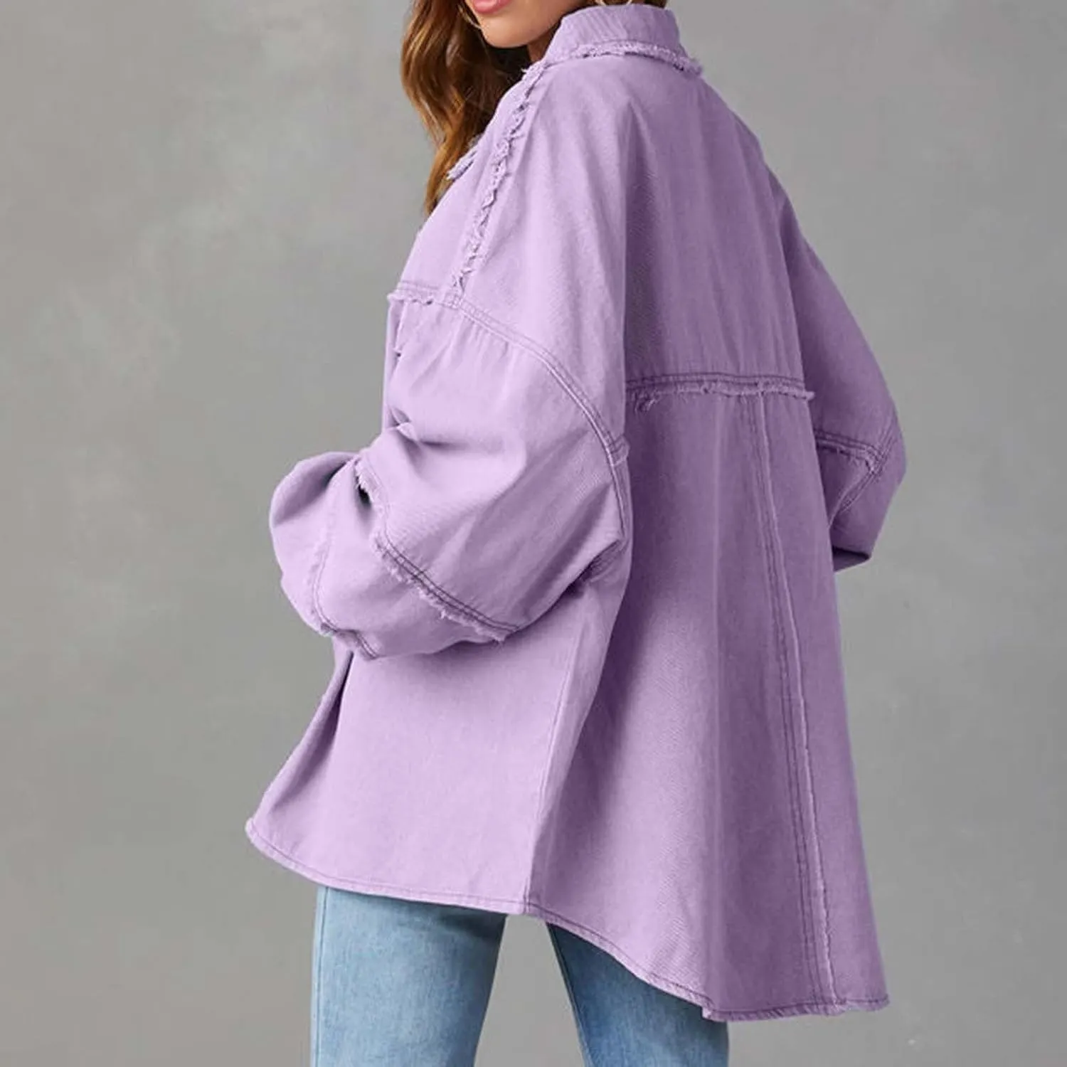 Womens Oversized Denim Shirt Jacket 2024 Casual Button Down Frayed Hem Ripped Jean Jacket Multi Pockets Denim Jacket