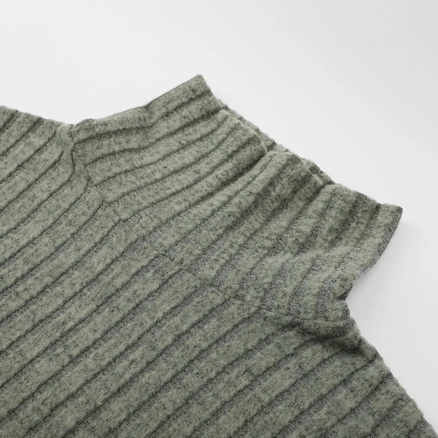 Womens Tunic Tops Sweater Turtleneck Long Sleeve Shirts Oversized Sweaters Pullover with Pockets Fall Fashion 2024